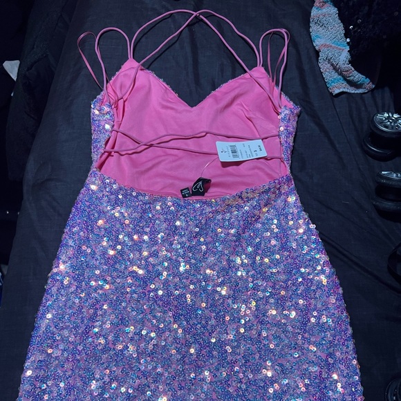 pink and purple dress can be wore for a birthday dress or homcoming dress - Picture 2 of 4
